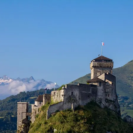 דירה Appart. T 1 Bis, Centre Ville, Entierement Renove *